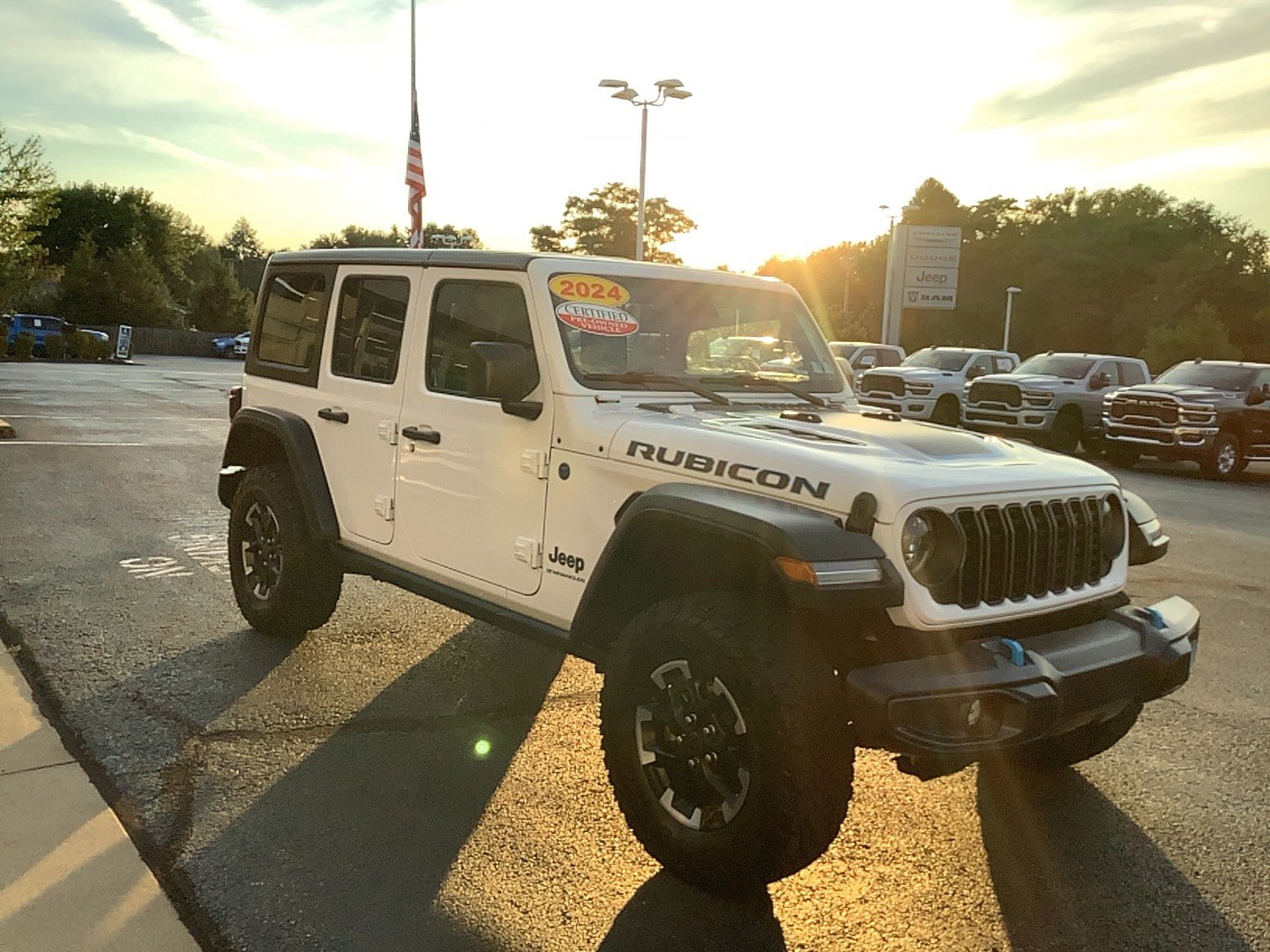 Certified 2024 Jeep Wrangler Unlimited Rubicon 4xe AWD/4WD image 3