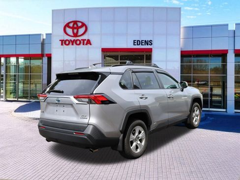 Used 2020 Toyota RAV4 XLE w/ All Weather Liner Package AWD/4WD image 3