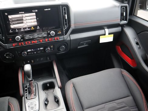 New 2026 Nissan Frontier Pro-X w/ Pro-X Convenience Package RWD image 12