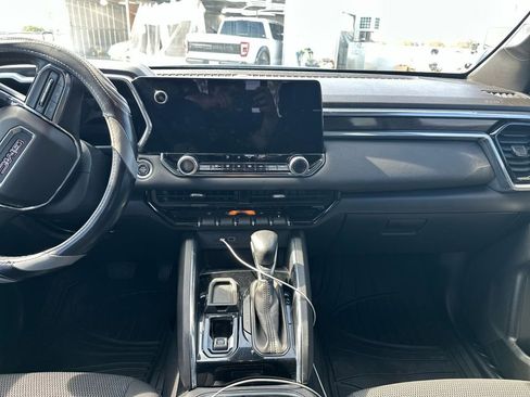 Used 2023 GMC Canyon Elevation w/ Convenience Package image 9