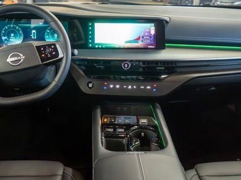 Certified 2025 Nissan Murano SL AWD/4WD image 16