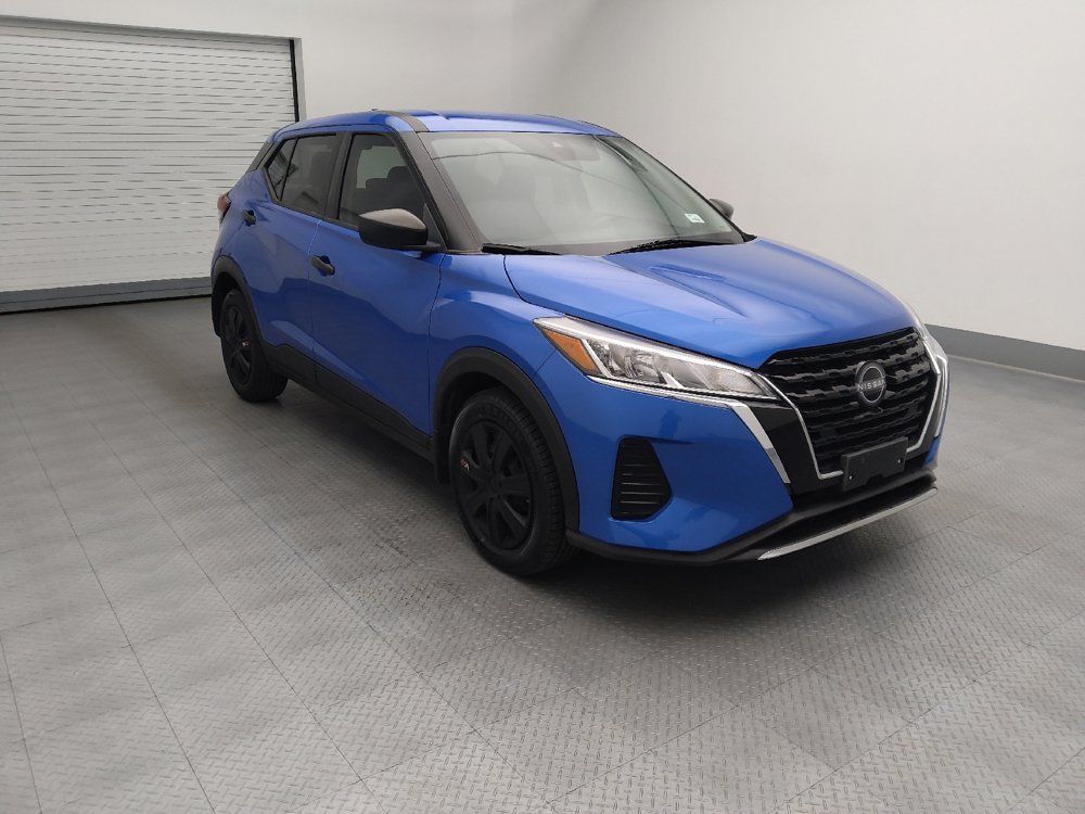 Used 2023 Nissan Kicks S FWD image 13