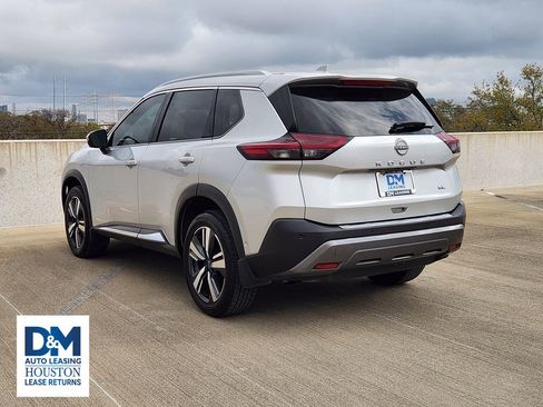 Used 2022 Nissan Rogue SL w/ SL Premium Package image 8