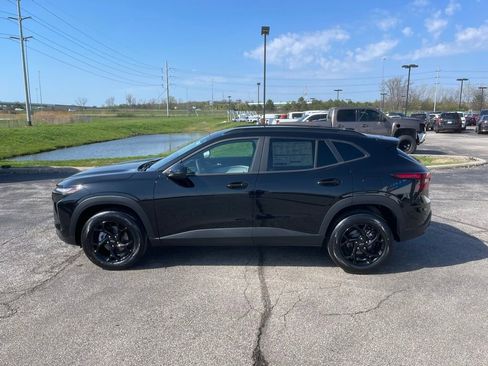 New 2026 Chevrolet Trax LT FWD image 4