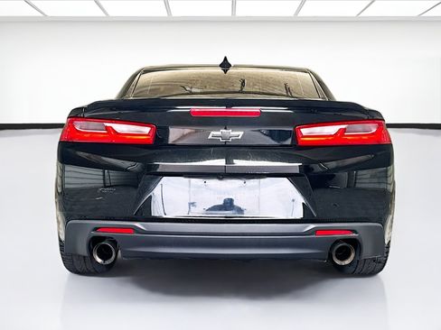 Used 2018 Chevrolet Camaro LT w/ RS Package RWD image 5