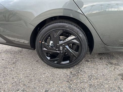 New 2026 Hyundai Elantra SEL Sport Premium image 39