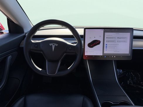 Used 2019 Tesla Model 3 Standard Range Plus image 35