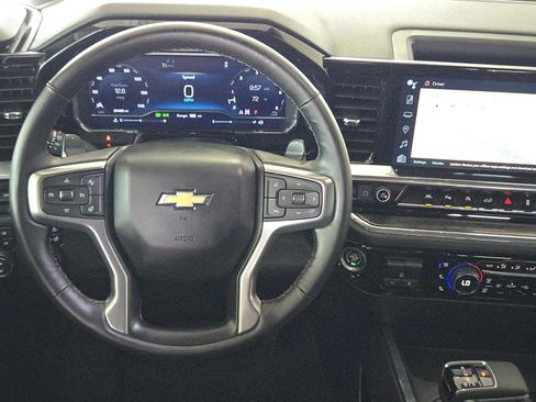 Certified 2024 Chevrolet Silverado 1500 LTZ image 27