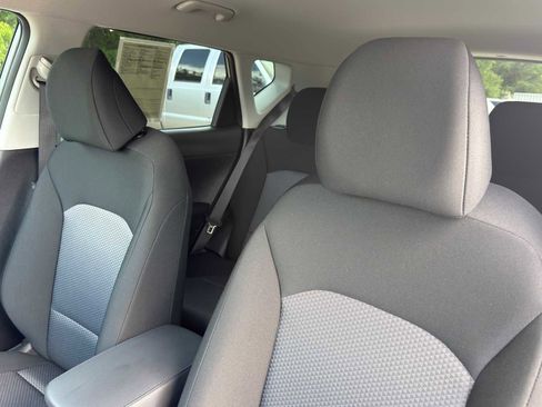 Certified 2025 Kia Soul LX w/ LX Technology Package FWD image 12
