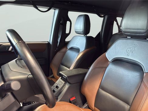 Certified 2024 Ford Bronco Outer Banks AWD/4WD image 11