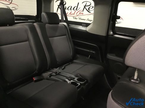 Used 2005 Honda Element EX image 34