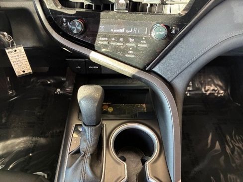 Used 2023 Toyota Camry LE image 23