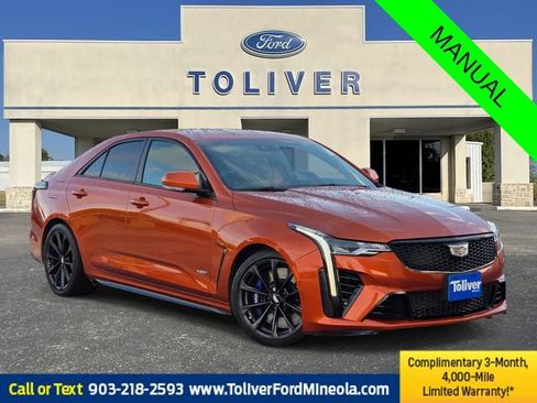 Used 2022 Cadillac CT4 V Blackwing RWD image 1