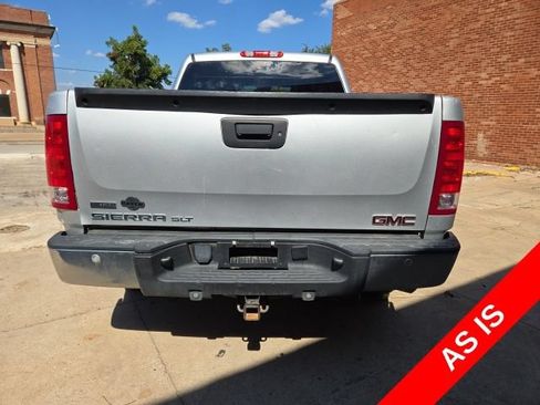 Used 2011 GMC Sierra 1500 SLT w/ SLT Convenience Package AWD/4WD image 6