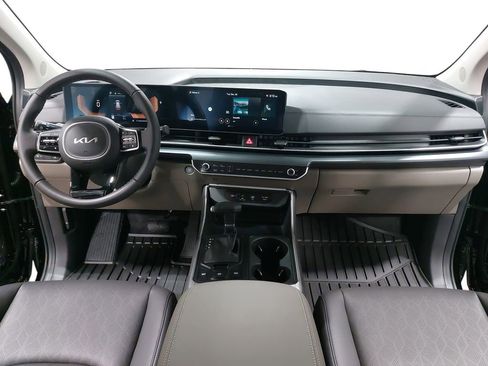 New 2026 Kia Carnival FWD image 9