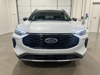 Used 2025 Ford Escape ST-Line FWD video 2