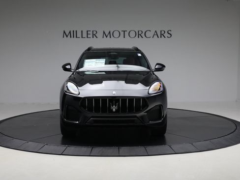 New 2025 Maserati Grecale GT image 11