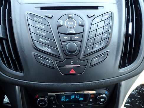 Used 2013 Ford C-MAX SE image 19