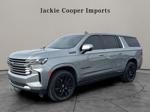 Used 2023 Chevrolet Suburban High Country w/ Premium Package 2 image 1