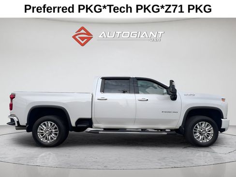 Used 2020 Chevrolet Silverado 2500 High Country w/ Z71 Off-Road Package AWD/4WD image 9