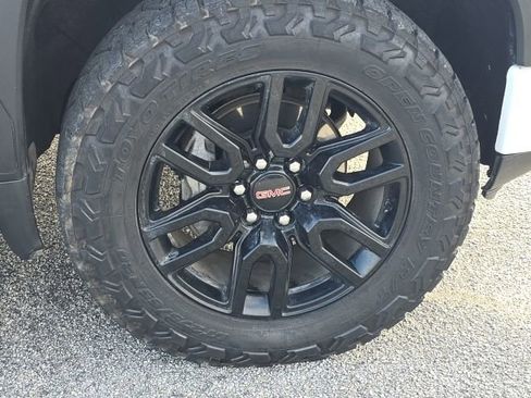 Used 2021 GMC Sierra 1500 Elevation w/ Preferred Package image 15