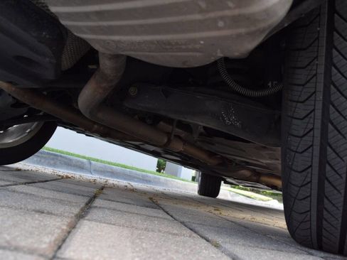 Used 2013 Mercedes-Benz GLK 250 BlueTEC 4MATIC image 96