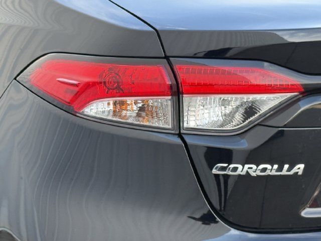 Used 2024 Toyota Corolla LE FWD image 6