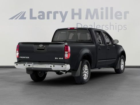 Used 2017 Nissan Frontier SV w/ SV Value Truck Package image 5