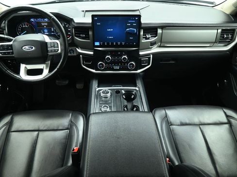 Used 2024 Ford Expedition Max XLT image 24