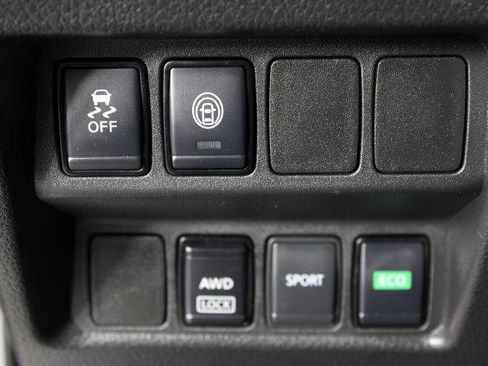 Certified 2021 Nissan Rogue Sport S image 23