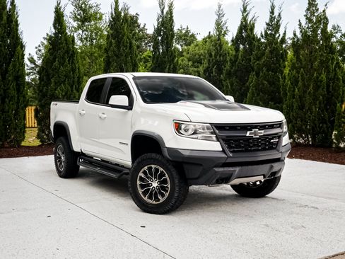 Used 2018 Chevrolet Colorado ZR2 AWD/4WD image 2