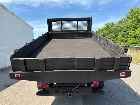 Used 2015 RAM 5500 Tradesman w/ Ambulance Prep Group RWD image 13