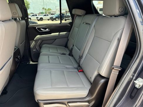 Used 2022 Chevrolet Tahoe LT w/ LT Signature Package RWD image 20
