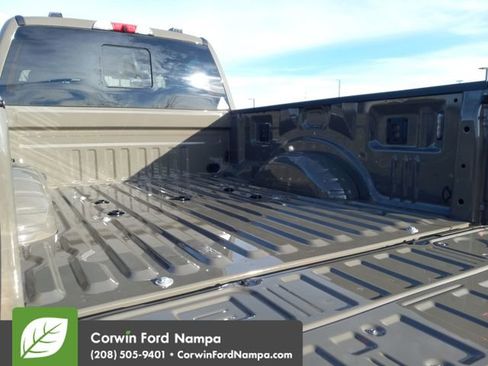 New 2026 Ford F250 Lariat w/ Chrome Package image 30