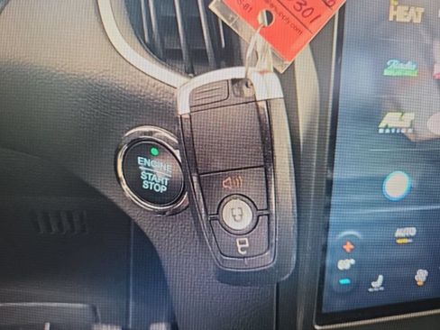 Used 2023 Ford Edge SEL AWD/4WD image 14