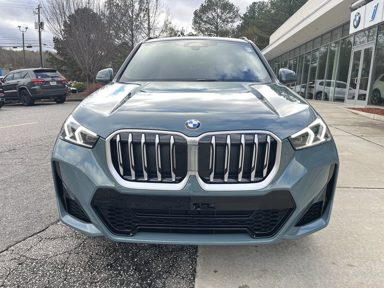 Used 2026 BMW X1 xDrive28i w/ M Sport Package AWD/4WD image 10