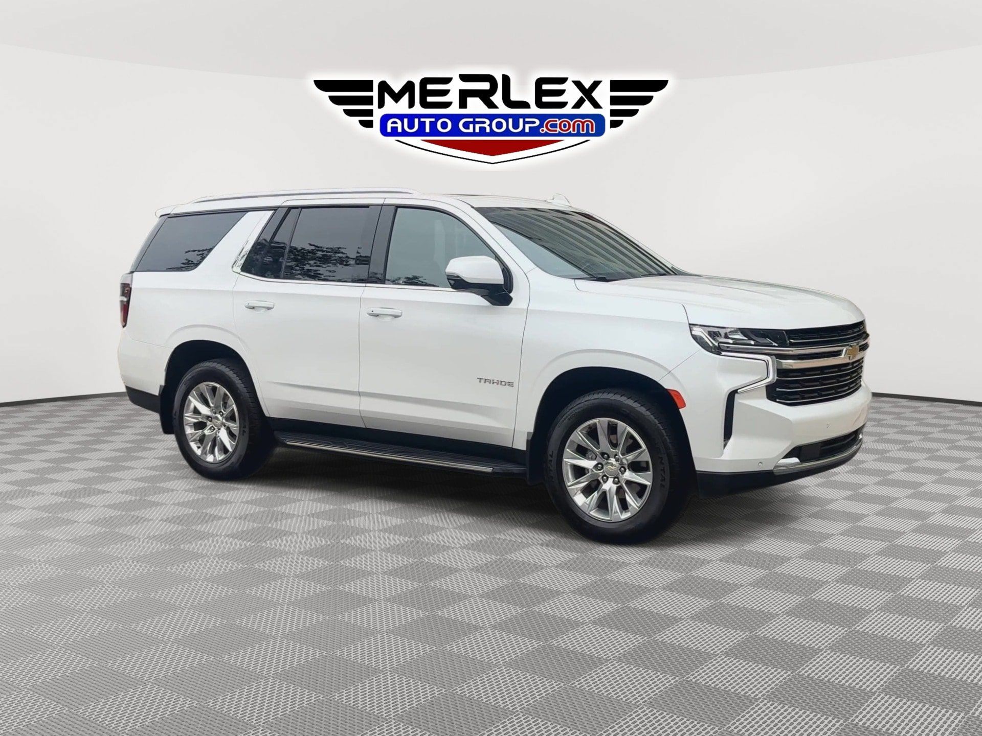 Used 2022 Chevrolet Tahoe LT w/ LT Signature Package AWD/4WD image 2