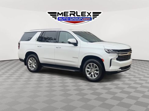 Used 2022 Chevrolet Tahoe LT w/ LT Signature Package AWD/4WD image 2