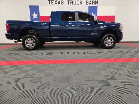 Used 2024 RAM 2500 Laramie w/ Towing Technology Group AWD/4WD image 15
