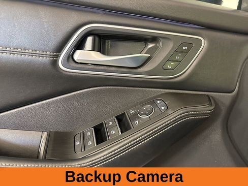 Used 2025 Nissan Rogue Platinum image 10