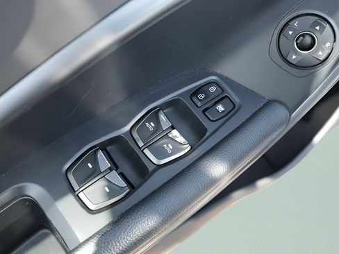 Used 2018 Hyundai Santa Fe Sport AWD/4WD image 22