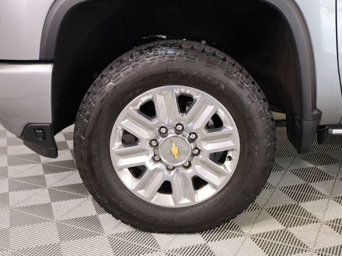 Used 2025 Chevrolet Silverado 2500 High Country w/ High Country Premium Package AWD/4WD image 18