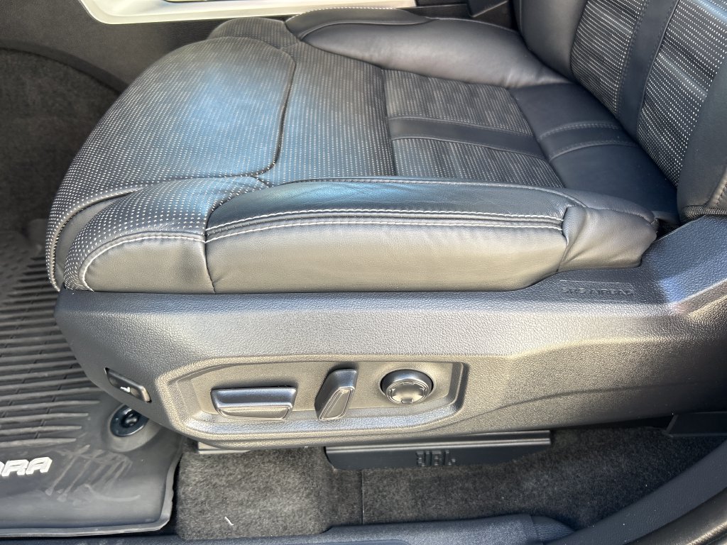 Used 2024 Toyota Tundra Capstone AWD/4WD image 31