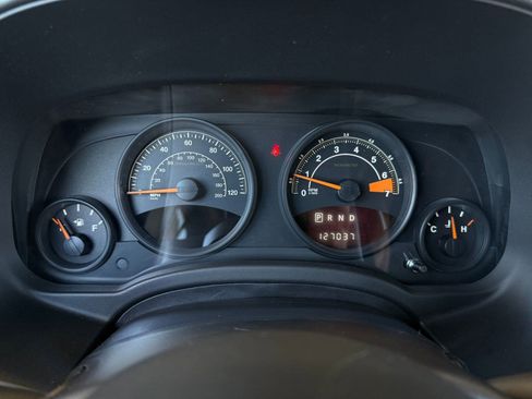 Used 2015 Jeep Patriot Sport w/ Power Value Group FWD image 21