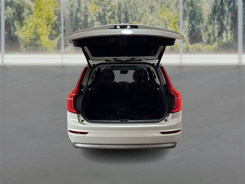 Used 2022 Volvo XC90 T5 Momentum AWD/4WD image 13