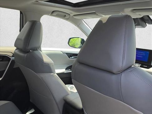 Certified 2023 Toyota RAV4 XLE Premium FWD image 20