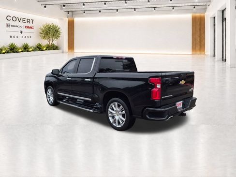Used 2024 Chevrolet Silverado 1500 High Country w/ High Country Premium Package RWD image 11