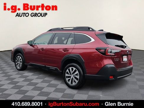 Used 2025 Subaru Outback Premium image 4