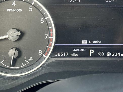 Used 2023 Nissan Pathfinder SL image 15