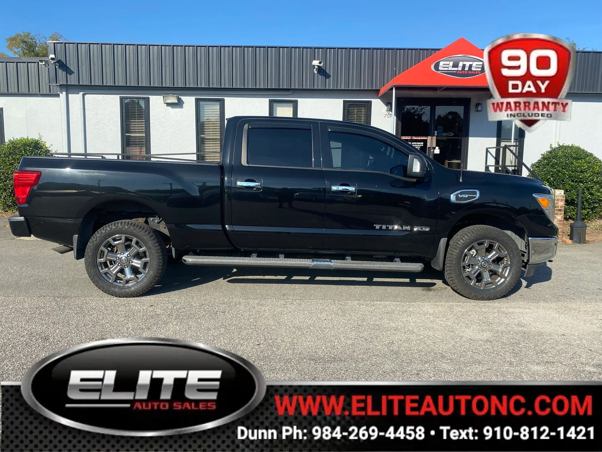 Used 2018 Nissan Titan SV w/ SV Convenience Package AWD/4WD image 1